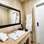 Parking Gratis Vigilado 24h Tranquilo Centro De Vialia Apartament