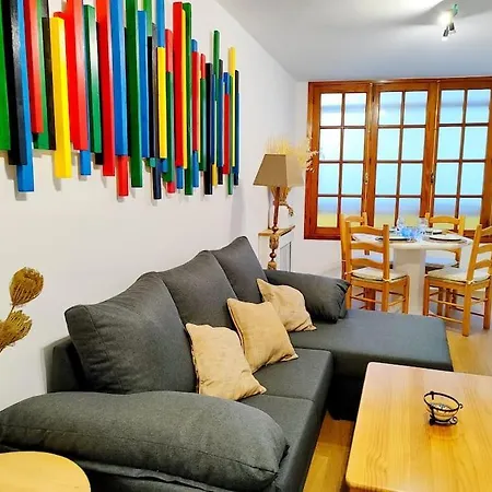 Parking Gratis Vigilado 24h Tranquilo Centro De Vialia Lägenhet