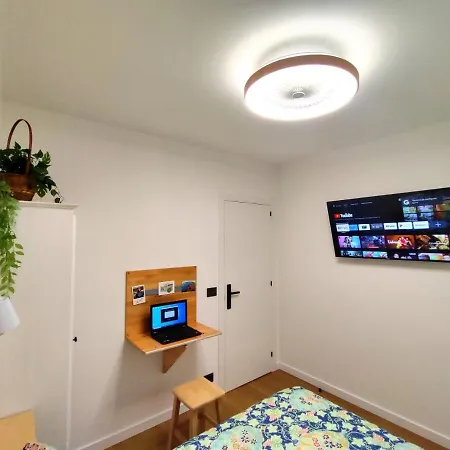 Parking Gratis Vigilado 24h Tranquilo Centro De Vialia *