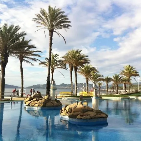 Parking Gratis Vigilado 24h Tranquilo Centro De Vialia Lägenhet