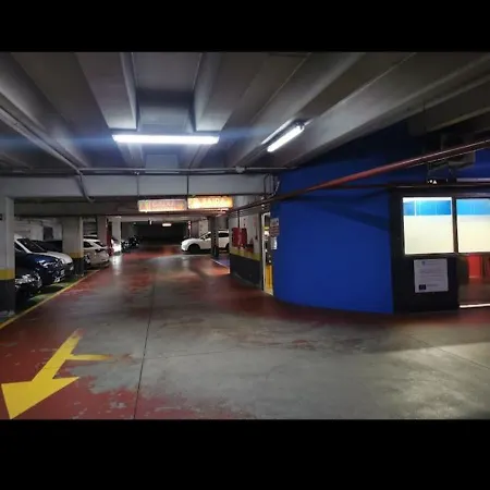 Parking Gratis Vigilado 24h Tranquilo Centro De Vialia Apartament *