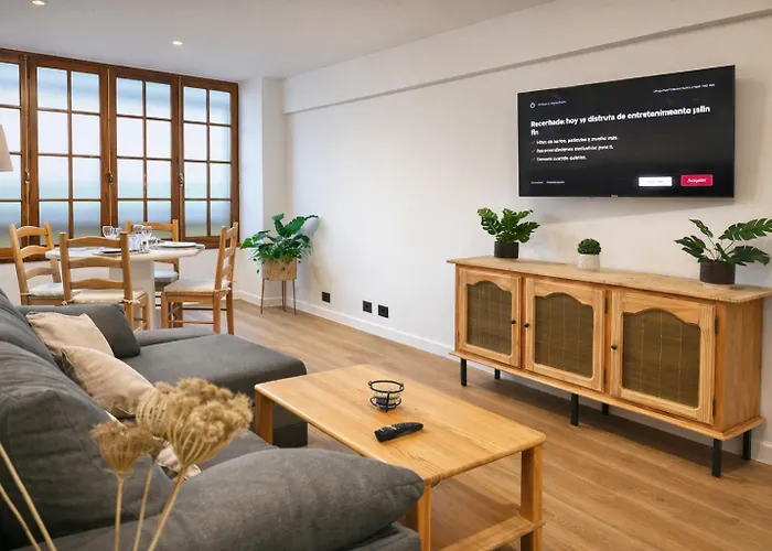 Parking Gratis Vigilado 24h Tranquilo Centro De Vialia *